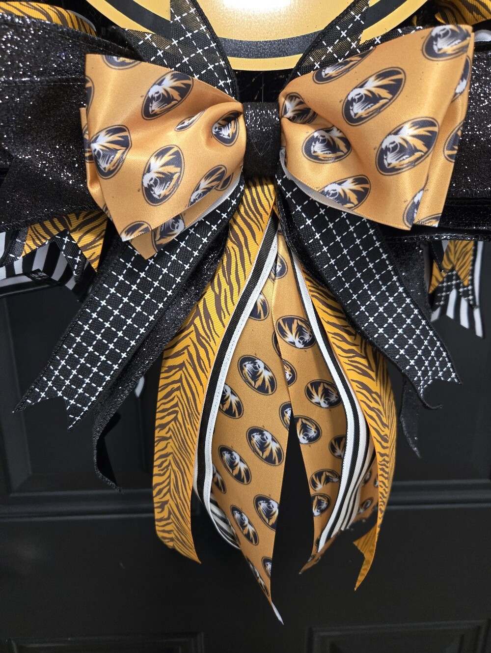 Large University Wreath Mizzou Tigers Licensed Logo Sign Licensed Ribbon - Picture 3 of 3